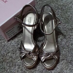 Michelle D Women's Metallic